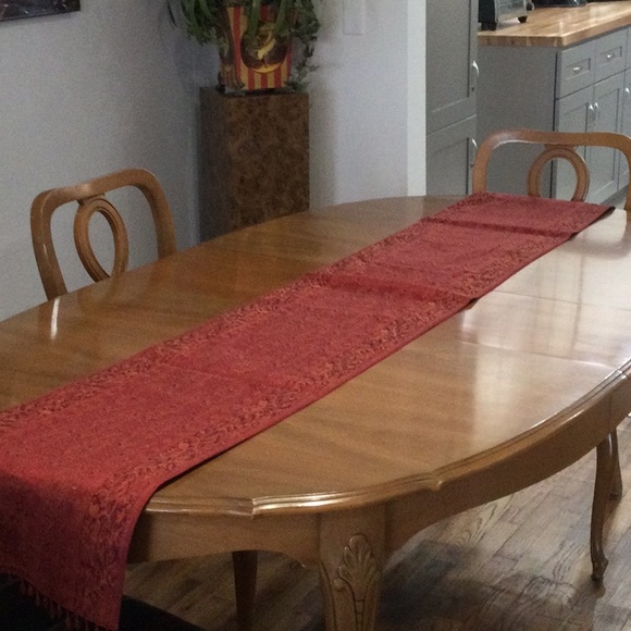 Beaded Table Runner - Picture 1 of 8
